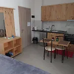 公寓 Kostian Sarandë